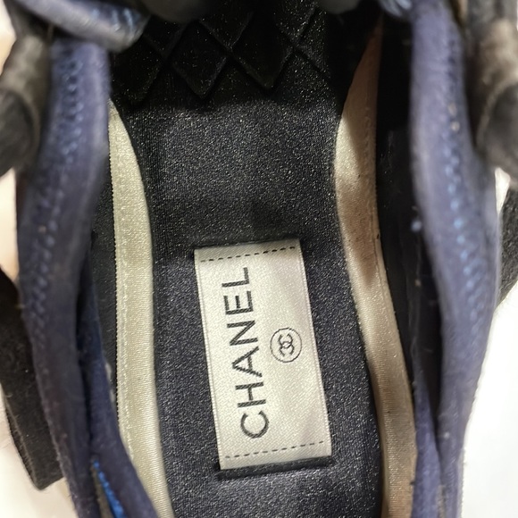 Chanel 2020 interlock sneakers - Picture 5 of 7